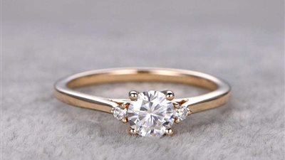 احذر.. تفسير رؤية الخاتم الذهب في المنام للرجال