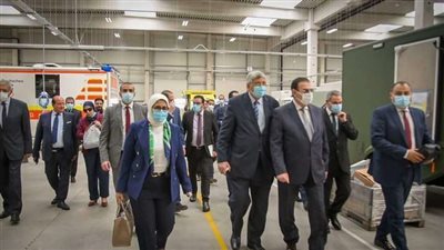 خلال زيارتها دولة ألمانيا.. وزيرة الصحة: توفير 1000 سيارة إسعاف.. و1510 عيادة متنقلة
