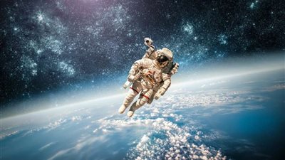 لأول مرة في التاريخ.. البحث عن المياه على سطح القمر