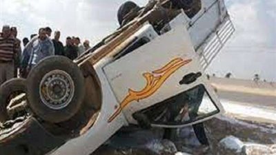 انقلاب سيارة ربع نقل وإصابة 11 شخص فى حادث سير بالشرقية