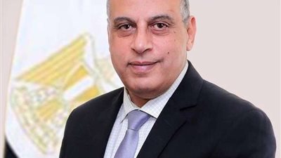 محافظ سوهاج يشارك في فعاليات اللقاء التوجيهي الأول لرؤساء المراكز