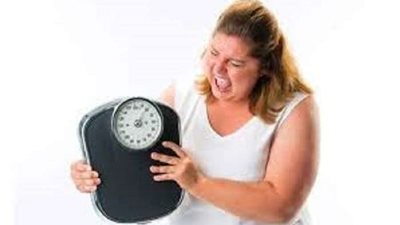 استشاري جراحات سمنة يوضح كيفية اجراء عملية شفط الدهون بالفيزر