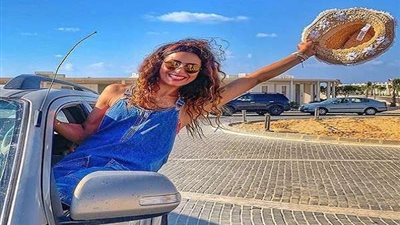 بإطلالة مبهجة.. شاهد ريهام أيمن في أحدث جلسة تصوير