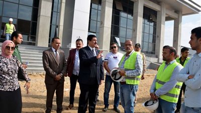 محافظ القليوبية يتفقد المنطقة الاستثمارية بمدينة بنها