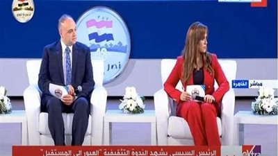 السيسي يشاهد فيلما تسجيليا عن 