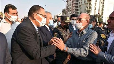 محافظ الشرقية ومدير الأمن يتقدمان تشييع جثماني شهيدي الواجب