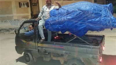 مجلس مدينة مرسى مطروح يشن حملة ليلية لإزالة إشغالات الطريق