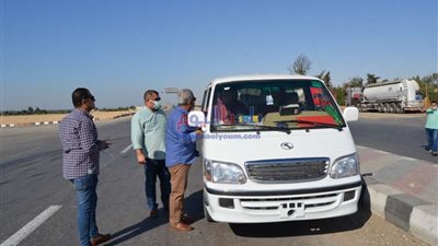 سكرتير بني سويف يتفقد المحطات ومواقف السيارات بعد تحريك سعر الوقود