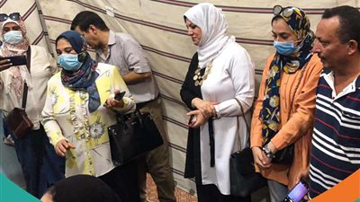 الكشف على أكثر من 1700 مريض ضمن مبادرة حياة كريمة بالشرقية