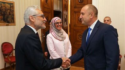 رئيس بلغاريا يستقبل سفير مصر في صوفيا (صور)