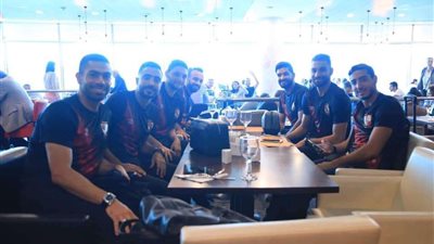 الأهلي يضم 25 لاعبًا في معسكره بالإمارات