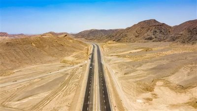 وزير النقل: الانتهاء من مشروع إزدواج  طريق ساحل البحر الأحمر