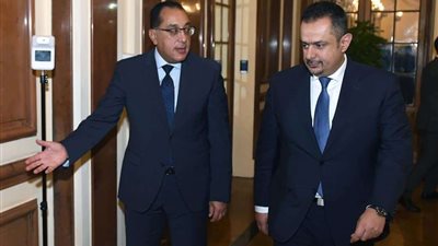 رئيسا وزراء مصر واليمن يترأسان جلسة مباحثات لبحث سبل التعاون بين البلدين