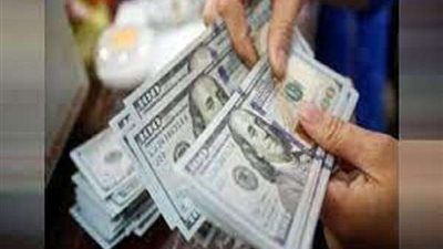 القبض على شخص لقيامة بالاتجار في النقد الأجنبي خارج السوق