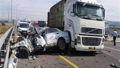 مصرع شقيقين واصابة اسرتهما في حادث مروع بسوهاج