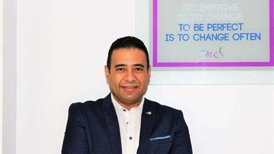 محمد عماد الدين يقدم نصائح قبل وبعد إجراء شفط الذقن