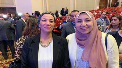وزيرة البيئة: إعادة تدوير المخلفات أولى ثمار التعاون مع مستثمري 