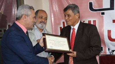 المصريين الأحرار يرعى كتاب 