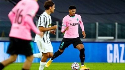 برشلونة يصدر بيانًا رسميًّا بشأن إصابة أراوخو