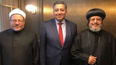 الأنبا مرقس مطران يشارك في مؤتمر حوار الأديان بالنمسا (صور)