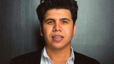 عمر كمال يشوق جمهوره لعمل جديد مع كريم محمود عبد العزيز