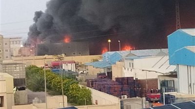 السيطرة على حريق 