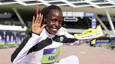 العثور على جثه البطله الكنيه أجنيس جيبيت مقتولة طعنا فى منزلها