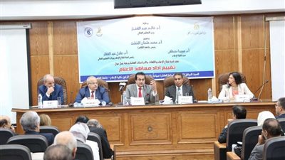 تطوير المناهج وتقييم أداء المعاهد الإعلامية.. أبرز توصيات وزير التعليم العالي اليوم