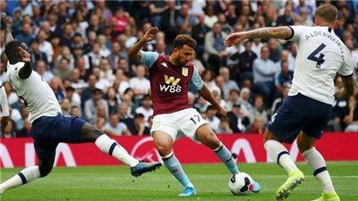 تريزيجيه يسجل هدفه الأول في شباك ليفربول