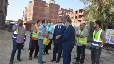 محافظ القليوبية يتفقد مشروعات مدينة طوخ