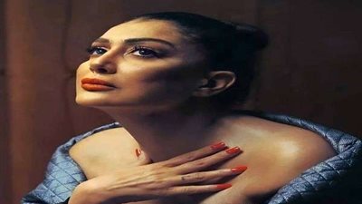 غادة عبد الرازق تلفت الأنظار بـ