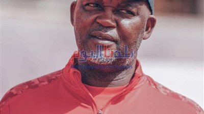 تعليق ناري من موسيماني بعد تعادل الأهلي أمام الحرس الوطني