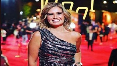 شاهد.. إطلالة مثيرة لـ