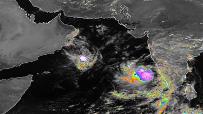 دول الخليج تحذر من العاصفة المدارية 