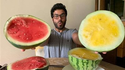 عبدالرحمن بخش يوضح طريقة عمل الفتة السعودي بالفواكه