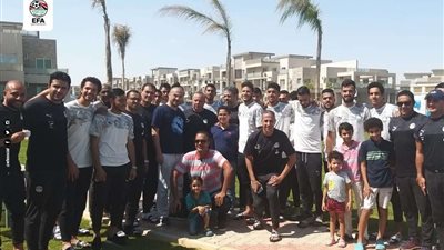 المنتخب الأولمبي يشكر القائمين على مقر الإقامة بالعين السخنة