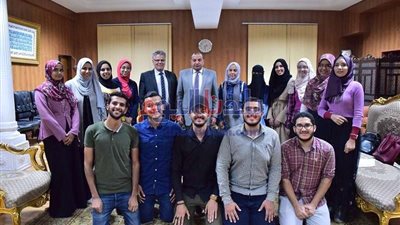 حصول 15 طالب بألسن بني سويف على منحة دراسية لألمانيا