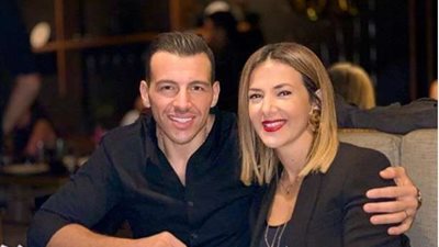 إطلالة جذابة.. دنيا سمير غانم تخطف الأنظار برفقة زوجها