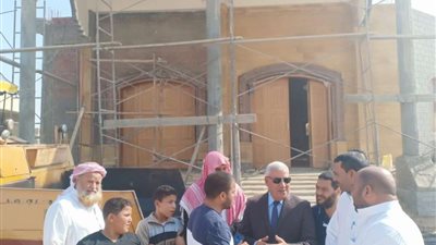 محافظ مطروح يتابع أعمال إنشاء مسجد بالضبعة