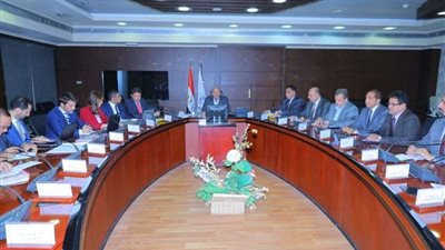 وزير النقل يتابع معدلات تنفيذ عدد من مشروعات تحديث نظم إشارات السكك الحديدية