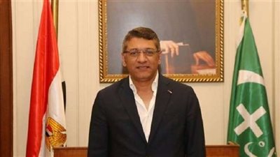 صناعة الوفد: متابعة السيسي لتطبيق الحد الأدنى للأجور رسالة طمأنة للموظفين