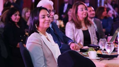 مايا مرسي تشارك في احتفالية مرور عشرون عامًا على تأسيس 