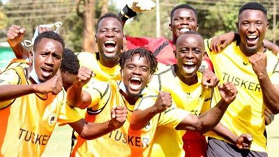 توسكر يخوض تدريبه الأول بالملعب الفرعي ببرج العرب