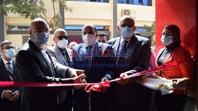 رئيس جامعة بني سويف يفتتح مبنى التموين الطبي والمخازن