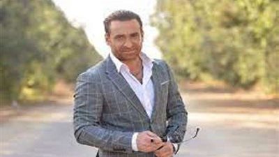 عودة نضال الشافعي لإسكتمال تصوير أعماله الفنية