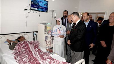 محافظ بني سويف يفتتح وحدة الغسيل الكلوي 