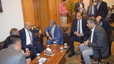 وفد اقتصادي ليبي يزور اتحاد الغرف التجارية لتعزيز التعاون الاقتصادي