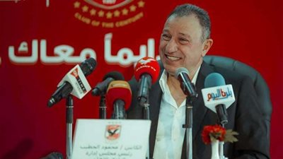 شوبير يروي لحظات الأزمة الصحية لـ محمود الخطيب