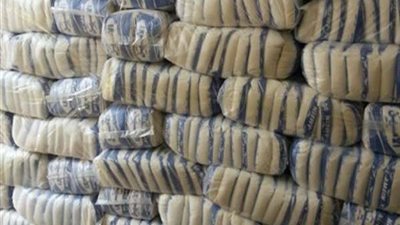ضبط صاحب مصنع بحوزته طن سكر غير مرخص ضمن حملة تموينية بالجيزة