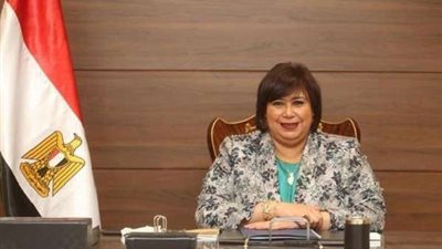 وزيرة الثقافة تعلن فتح باب الاشتراك فى معرض القاهرة الدولي